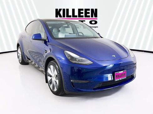 Used 2024 Tesla Model Y Long Range AWD/4WD image 1