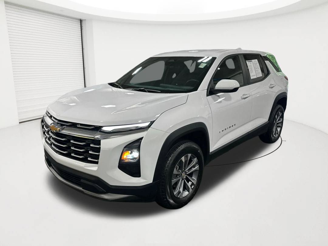 Used 2026 Chevrolet Equinox LT AWD/4WD image 1