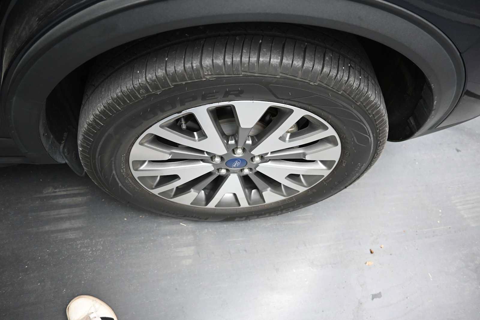 Used 2022 Ford Escape Titanium AWD/4WD image 12