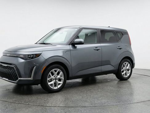 Used 2025 Kia Soul LX w/ LX Technology Package FWD image 3