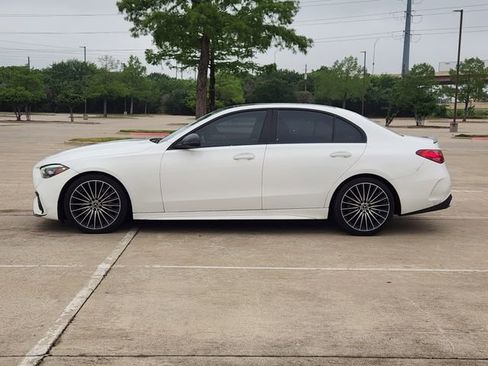 Used 2022 Mercedes-Benz C 300 4MATIC Sedan image 4