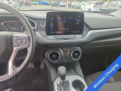 Used 2023 Chevrolet Blazer LT w/ Convenience Package image 18