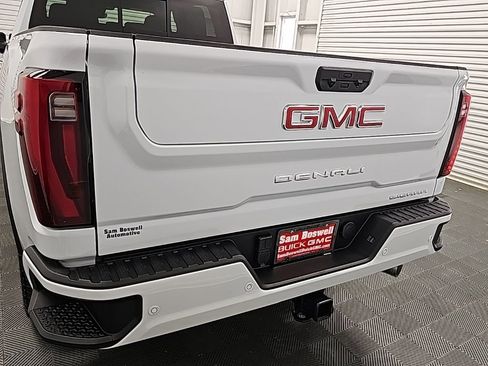 New 2026 GMC Sierra 2500 Denali w/ Denali Reserve Package image 7