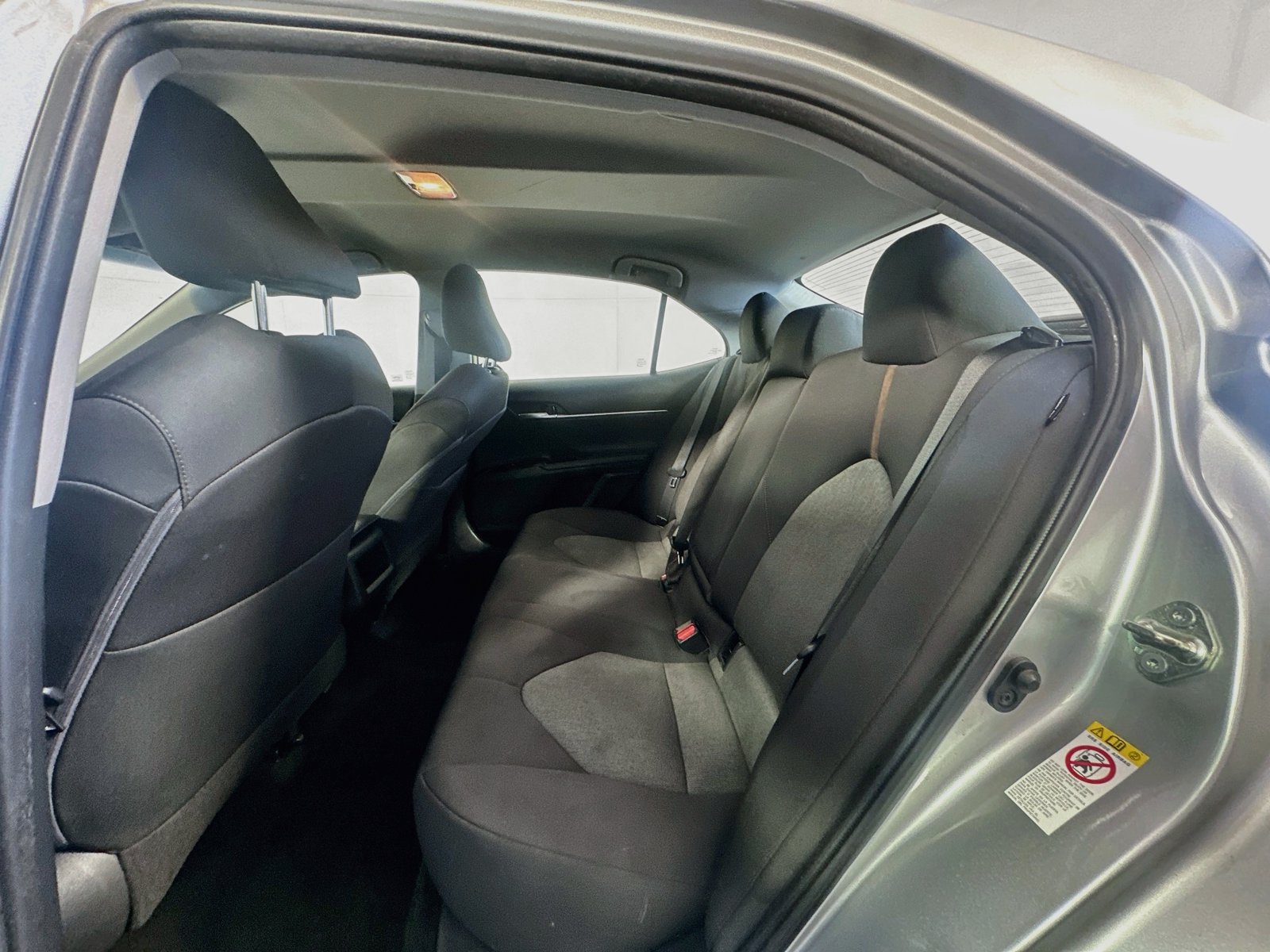 Used 2018 Toyota Camry LE FWD image 22