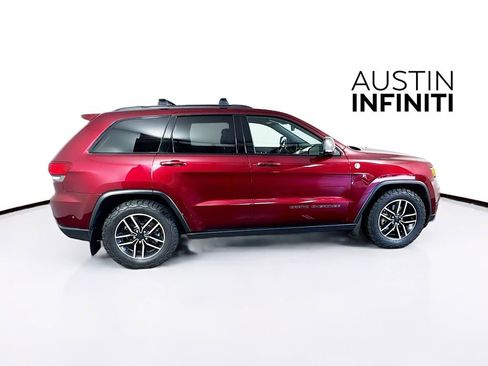 Used 2019 Jeep Grand Cherokee Trailhawk w/ Trailhawk Luxury Group AWD/4WD image 9