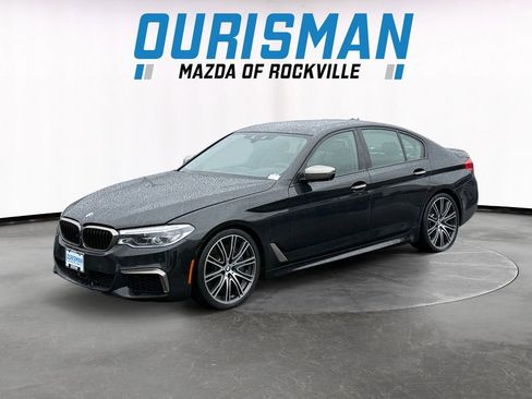 Used 2018 BMW M550i xDrive M550i xDrive w/ Dynamic Handling Package image 2