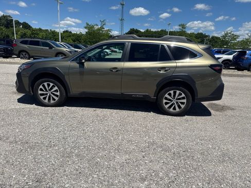 Certified 2024 Subaru Outback Premium w/ Popular Package #1A AWD/4WD image 18