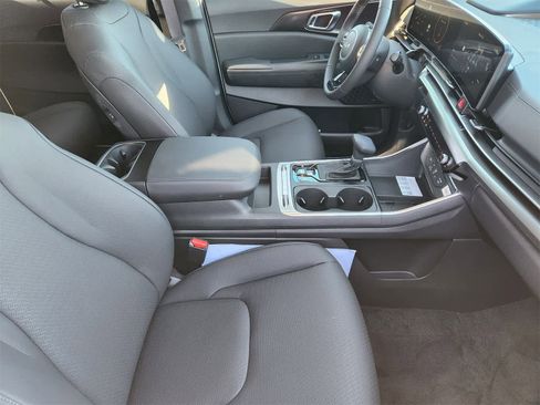 New 2026 Kia Carnival SX Prestige image 12