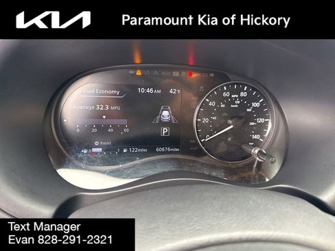 Used 2021 Nissan Kicks SR w/ Exterior Package image 28