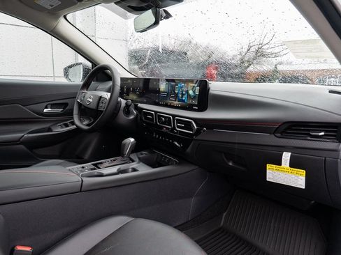 New 2026 Nissan Sentra SR w/ SR Premium Package FWD image 28