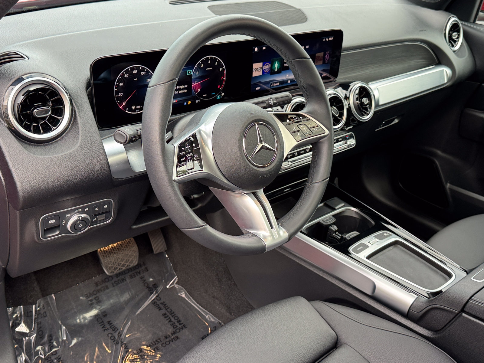 Used 2026 Mercedes-Benz GLB 250 image 17