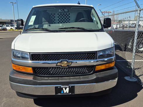 New 2025 Chevrolet Express 2500 w/ Driver Convenience Package RWD image 28
