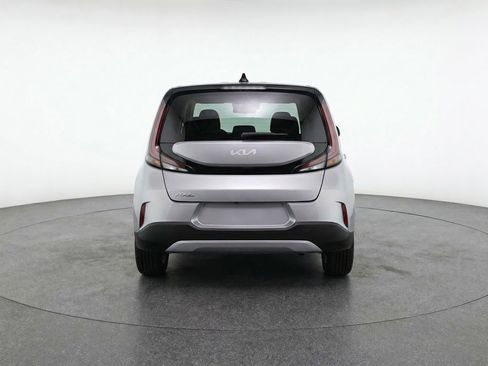 Used 2025 Kia Soul LX w/ LX Technology Package image 7
