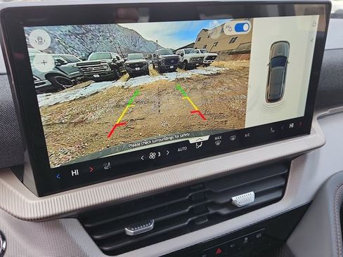 New 2026 Ford Explorer Active w/ Active Comfort Package AWD/4WD image 19