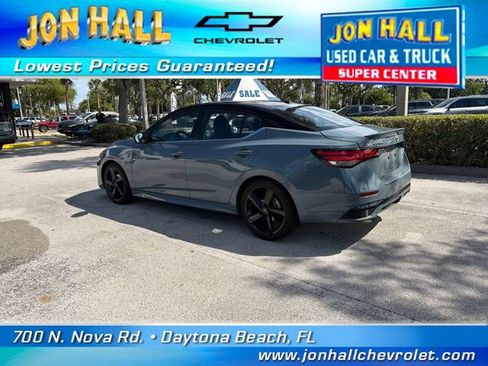 Used 2025 Nissan Sentra SR w/ SR Premium Package FWD image 5