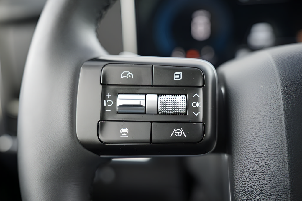 Certified 2026 Hyundai Santa Fe SEL AWD/4WD image 27