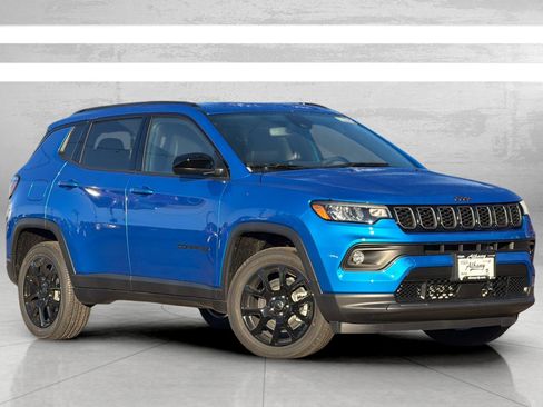 New 2026 Jeep Compass Latitude image 2