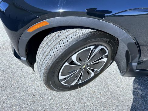 New 2026 Chevrolet Blazer EV LT image 23