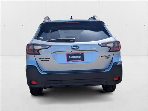 Used 2025 Subaru Outback Onyx Edition XT image 8