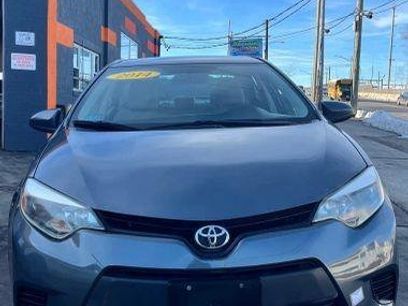 Used 2014 Toyota Corolla LE