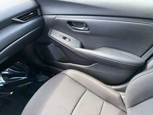Used 2024 Nissan Sentra S w/ Trunk Package FWD image 28