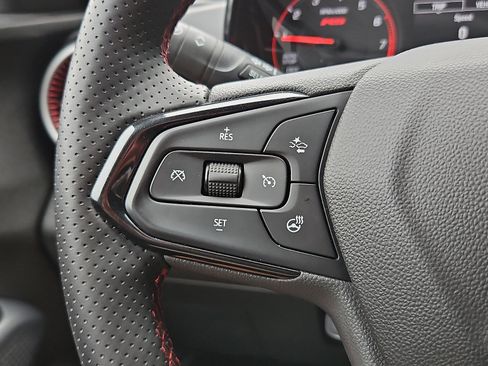 Used 2024 Chevrolet Trax RS w/ Driver Confidence Package FWD image 19
