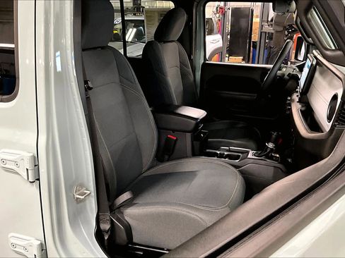 Used 2024 Jeep Wrangler Sport S w/ Convenience Group image 8