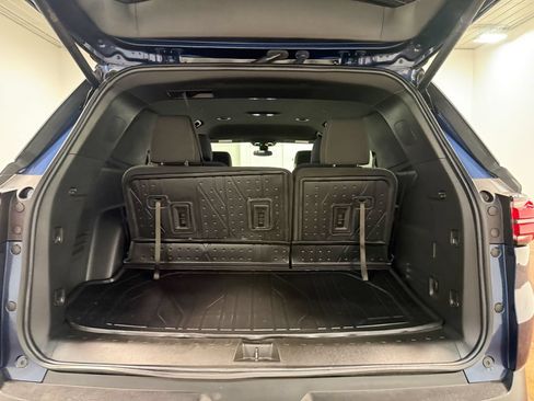 Used 2023 Chevrolet Traverse LT w/ LPO, Floor Liner Package AWD/4WD image 73