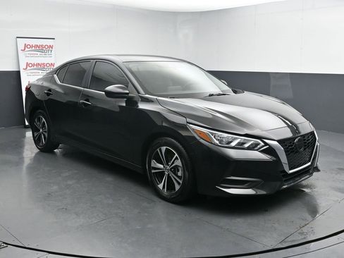 Used 2022 Nissan Sentra SV w/ All-Weather Package image 2