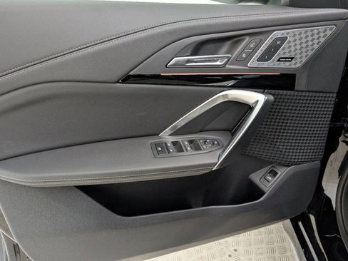 Used 2025 BMW X1 xDrive28i w/ Convenience Package image 12