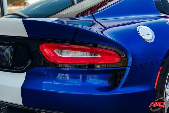 Used 2013 SRT Viper GTS w/ GTS Laguna Interior Pkg RWD image 49