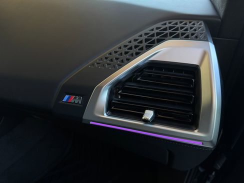 Used 2024 BMW XM image 27