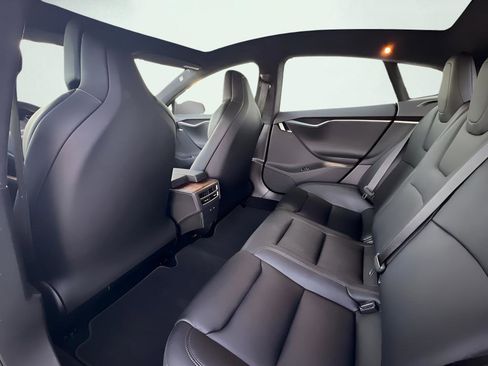Used 2019 Tesla Model S Long Range image 18