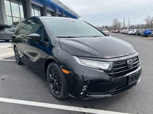 Used 2023 Honda Odyssey Sport image 4