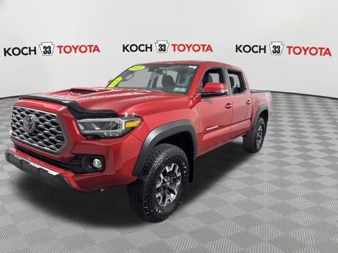 Certified 2022 Toyota Tacoma TRD Off-Road w/ Technology Package image 3