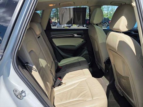 Used 2014 Audi Q5 2.0T Premium Plus w/ Premium Plus Package AWD/4WD image 12