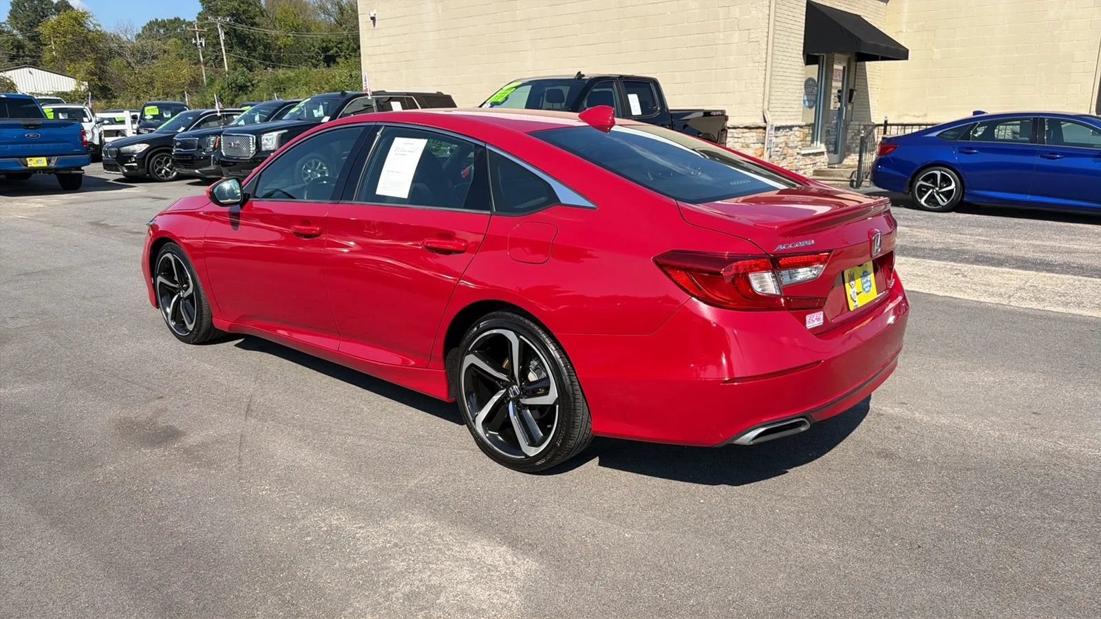 Used 2020 Honda Accord Sport image 3