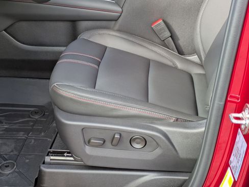 New 2026 Chevrolet Suburban RST w/ Comfort Package image 12