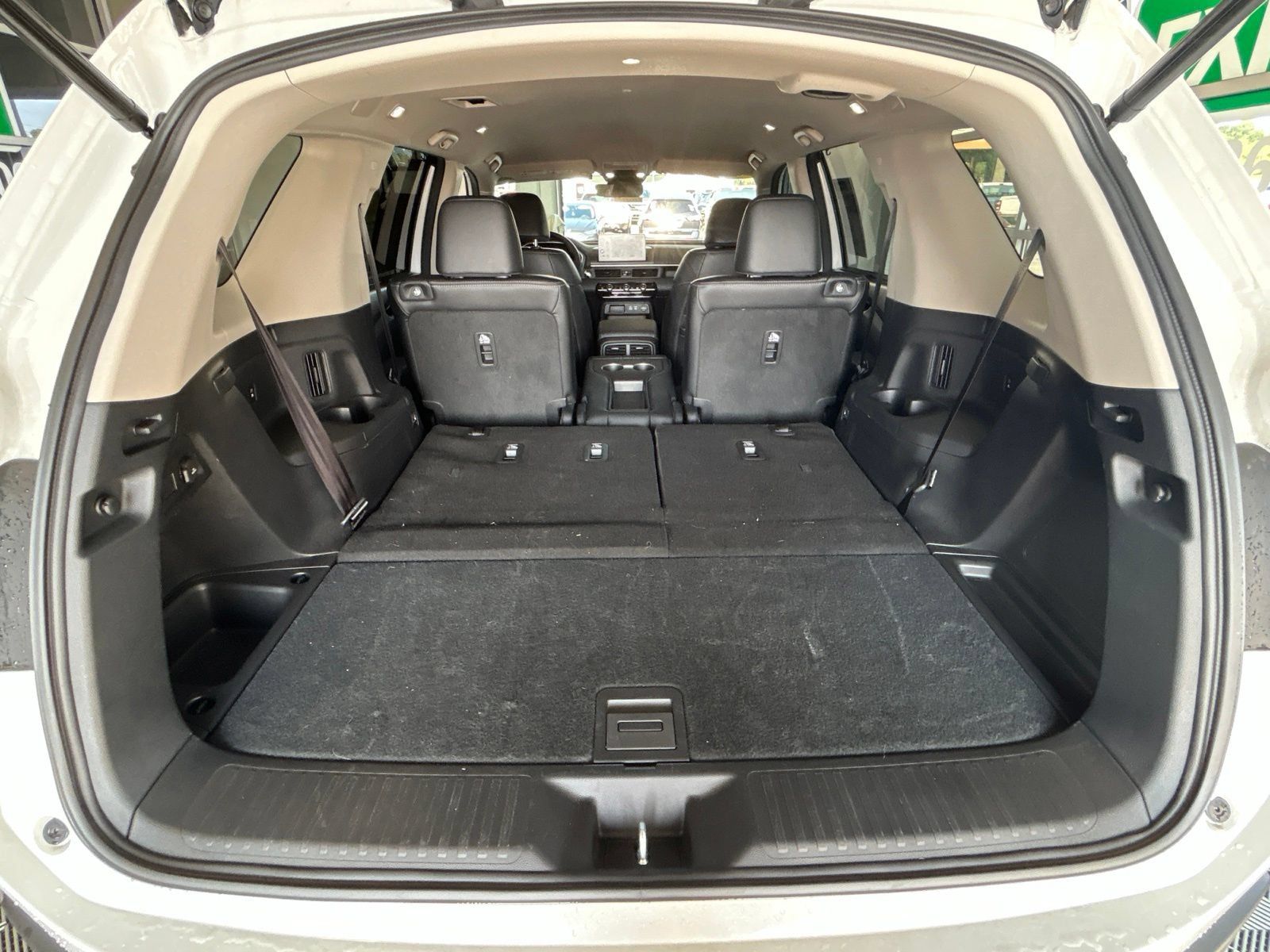 Used 2025 Honda Pilot EX-L image 12