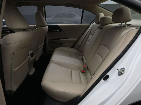 Used 2017 Honda Accord EX-L image 28
