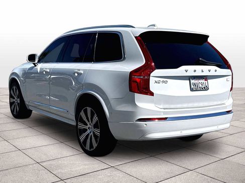 Used 2024 Volvo XC90 T8 Plus w/ Protection Package Premier AWD/4WD image 14