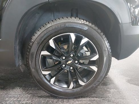 Used 2023 Chevrolet TrailBlazer LT w/ Convenience Package AWD/4WD image 33