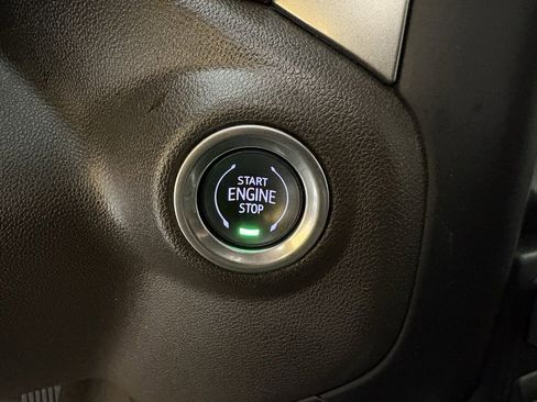 Used 2020 Chevrolet Silverado 1500 LTZ w/ LTZ Premium Package image 27