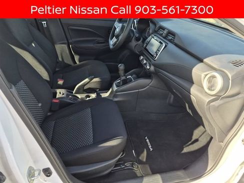Used 2021 Nissan Versa S FWD image 8