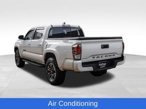 Used 2020 Toyota Tacoma TRD Sport AWD/4WD image 11