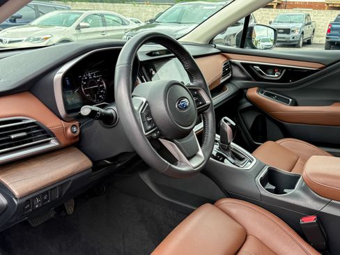 Used 2020 Subaru Outback Touring XT AWD/4WD image 17