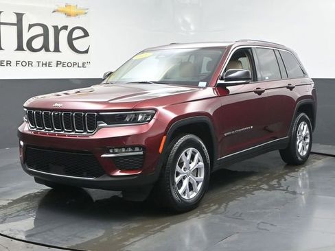 Used 2022 Jeep Grand Cherokee Limited w/ Luxury Tech Group II AWD/4WD image 35