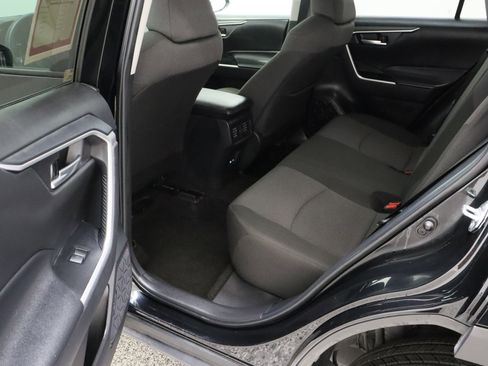 Certified 2025 Toyota RAV4 XLE FWD image 27