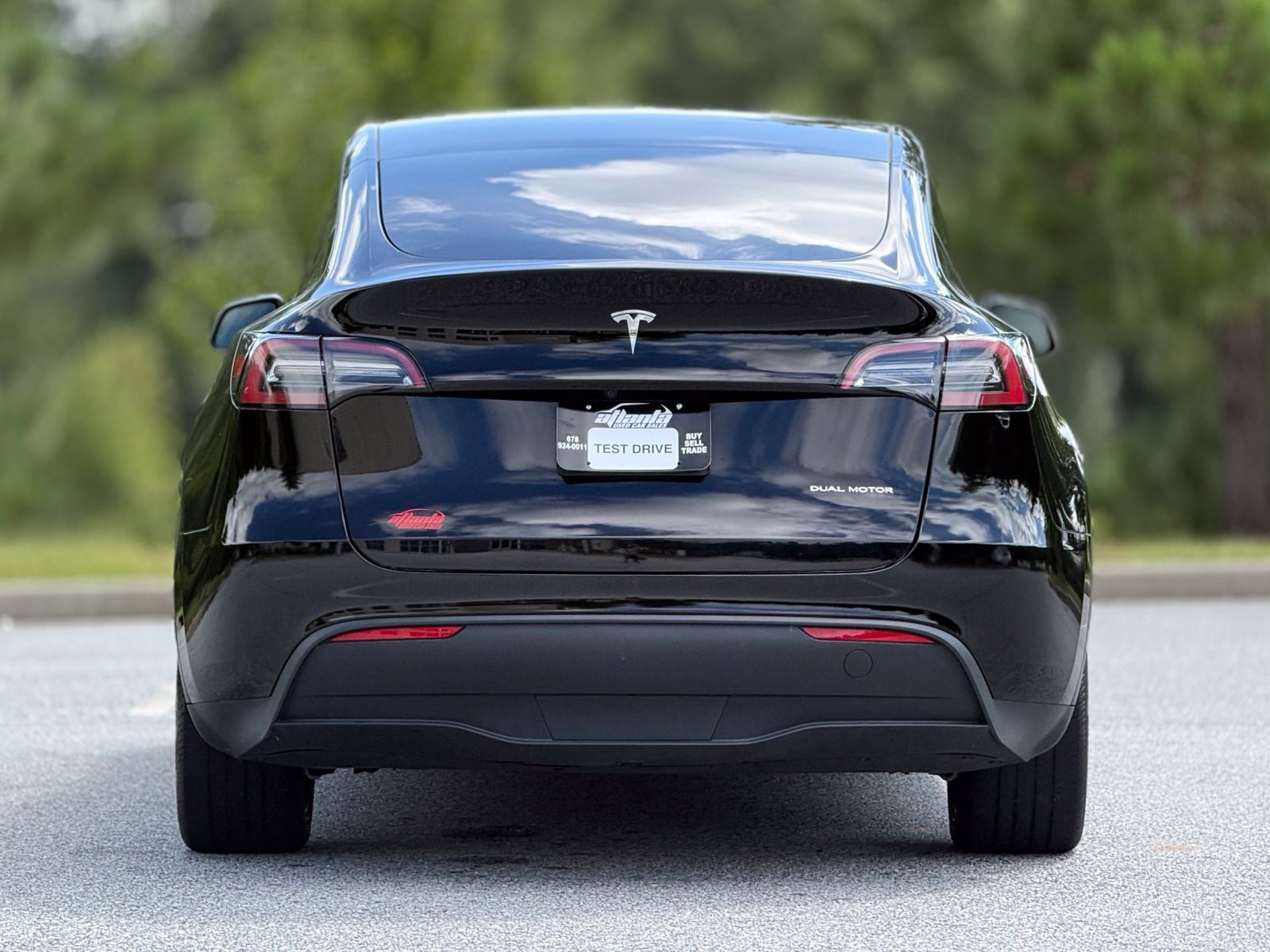 Used 2023 Tesla Model Y Long Range AWD/4WD image 6