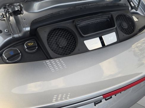 Used 2019 Porsche 911 Turbo image 31